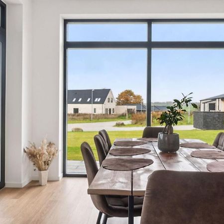 Bright, Quiet, Comfortable Room In A Luxury Home Horsens Exterior photo