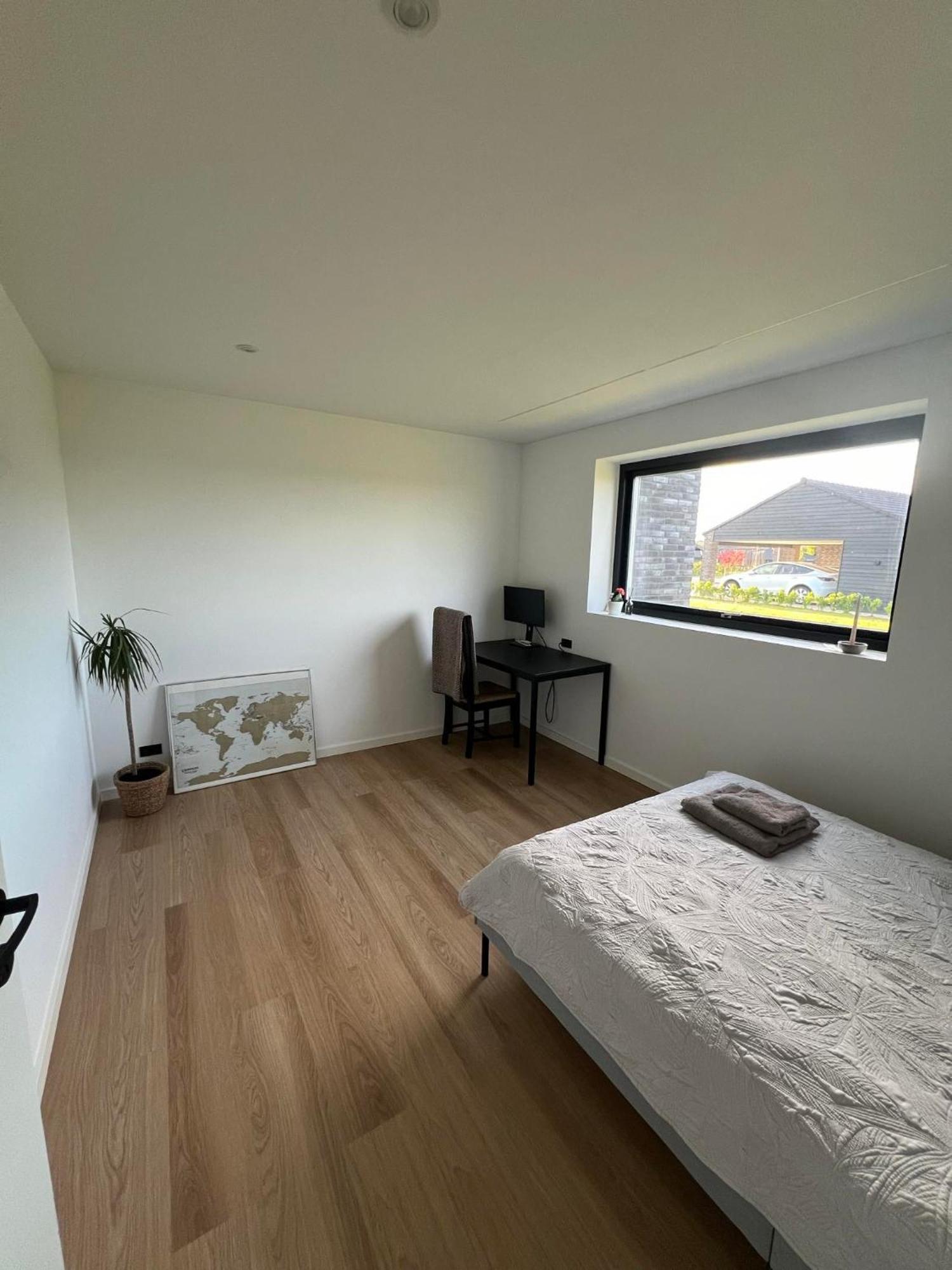Bright, Quiet, Comfortable Room In A Luxury Home Horsens Exterior photo