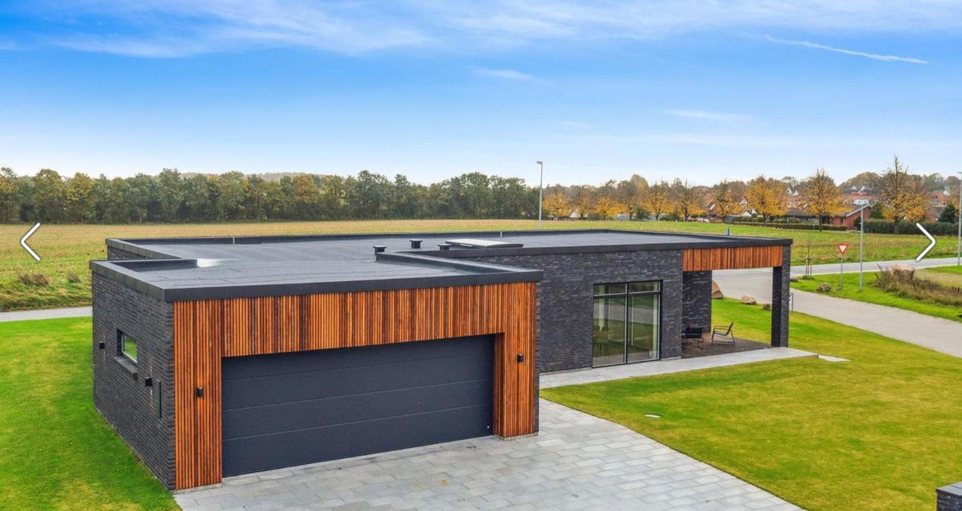 Bright, Quiet, Comfortable Room In A Luxury Home Horsens Exterior photo